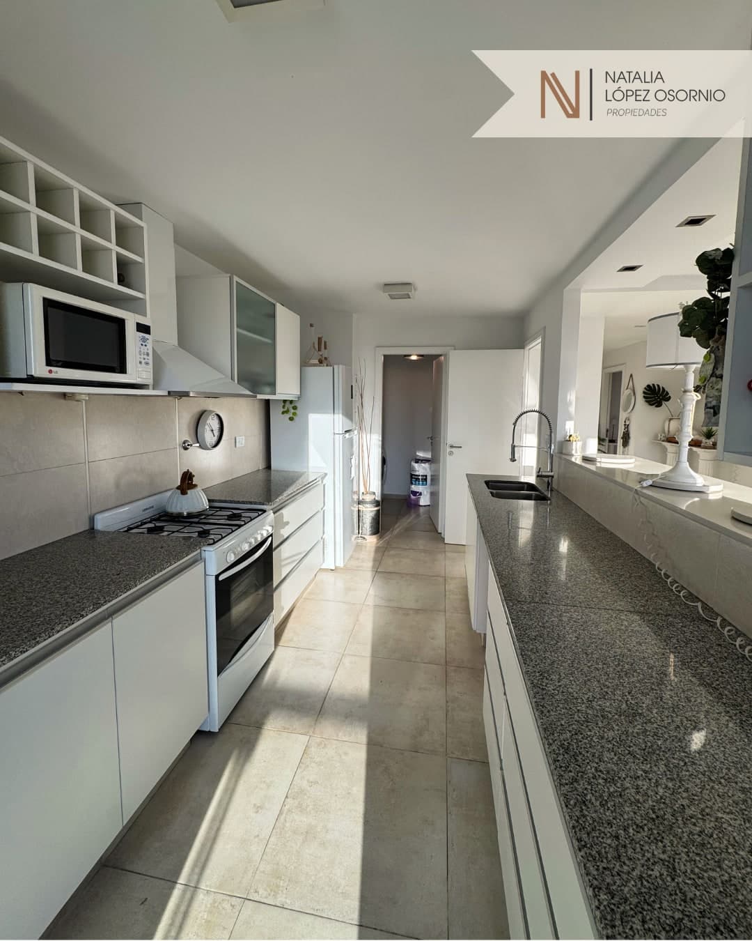 Magnífico SEMIPISO -  B. Mariano Moreno  - 8