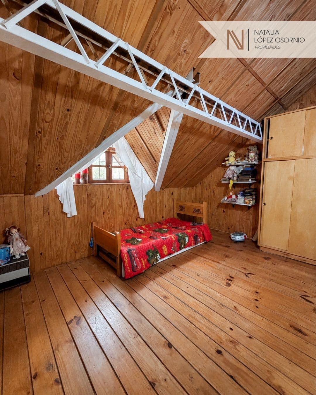 🏡 Chalet de categoría en San Vicente - 3 dorm. - 28