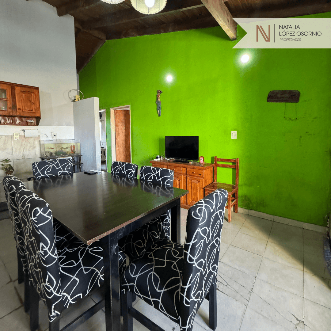 🏡  HERMOSA CASA CON AMPLIACIONES - UOCRA II - 10