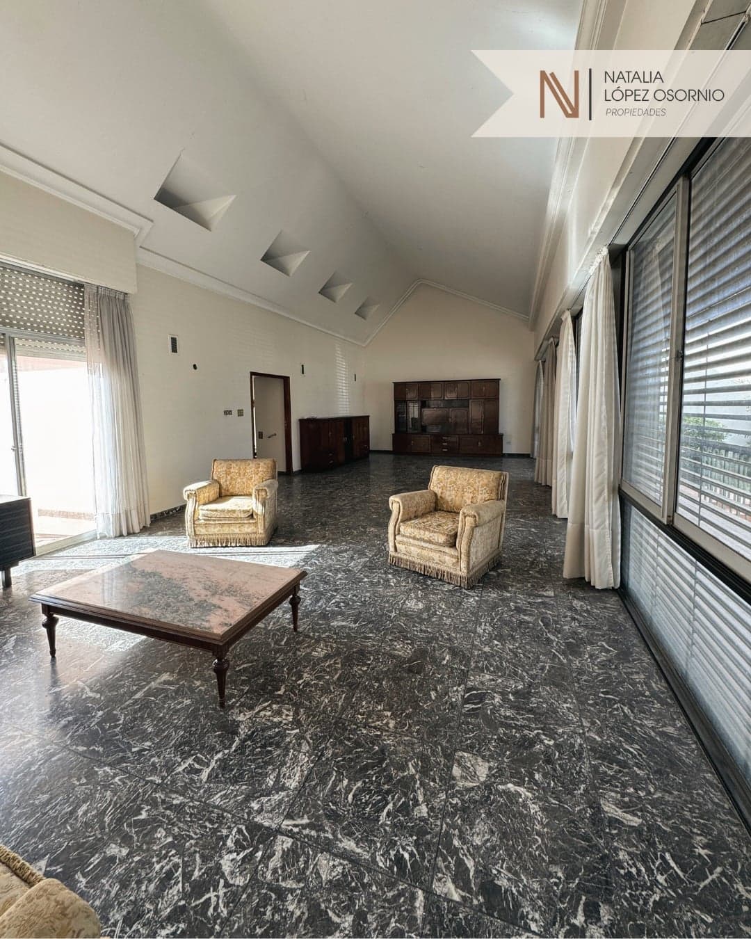 💎 Magnífica CASA a la Venta - Microcentro  - 10