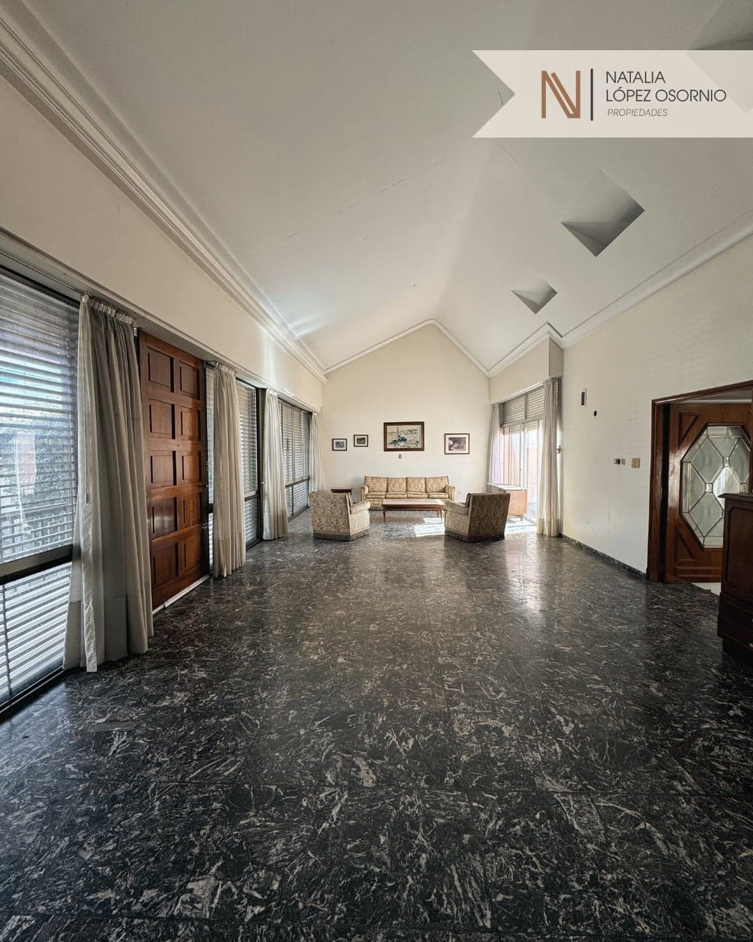 💎 Magnífica CASA a la Venta - Microcentro  - 9