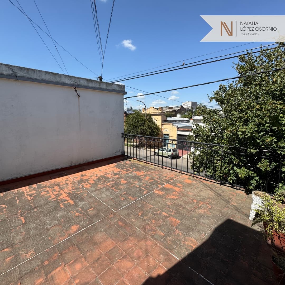 🌟 CASA en PLANTA ALTA - Microcentro - 19