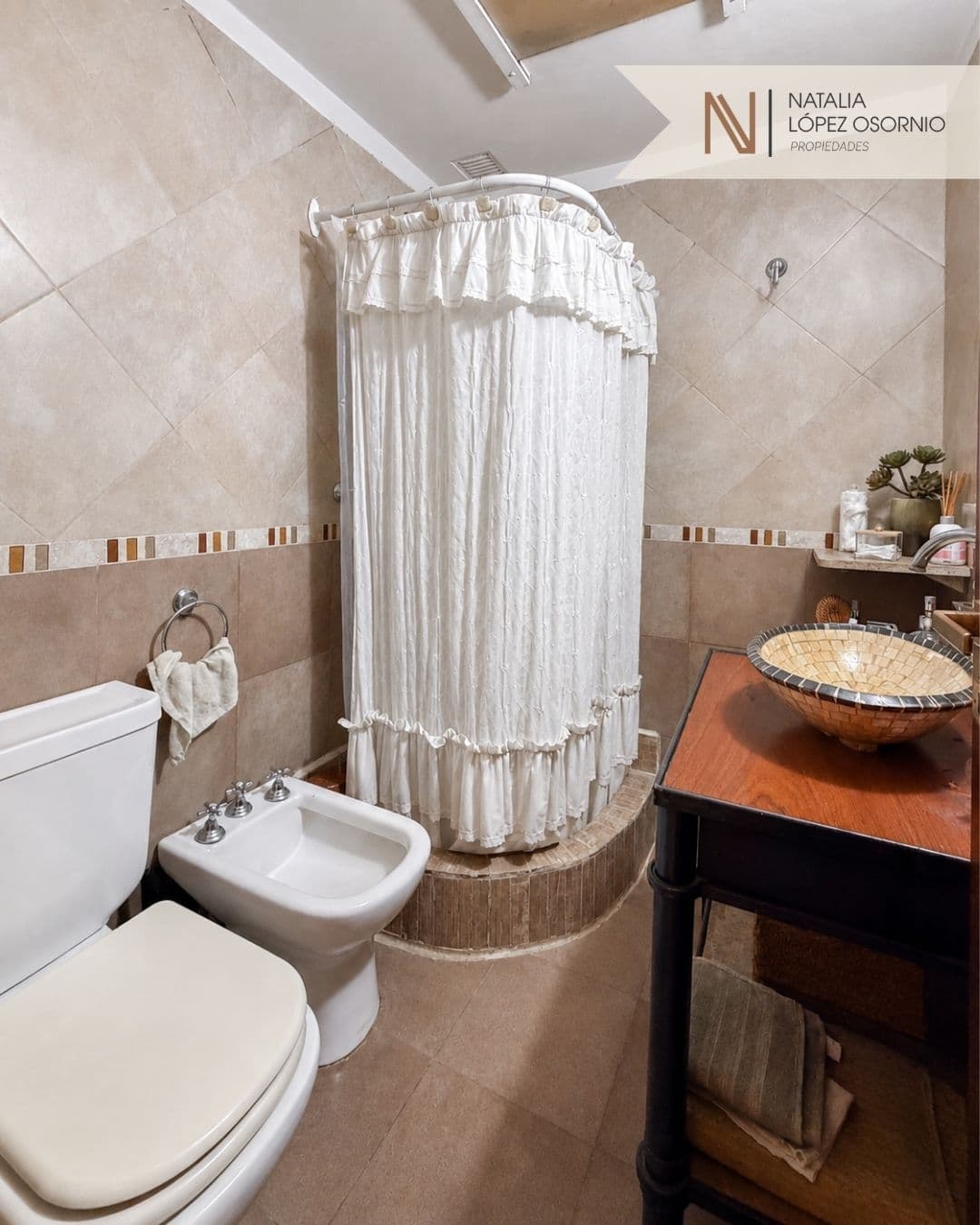 🏡 Chalet de categoría en San Vicente - 3 dorm. - 19