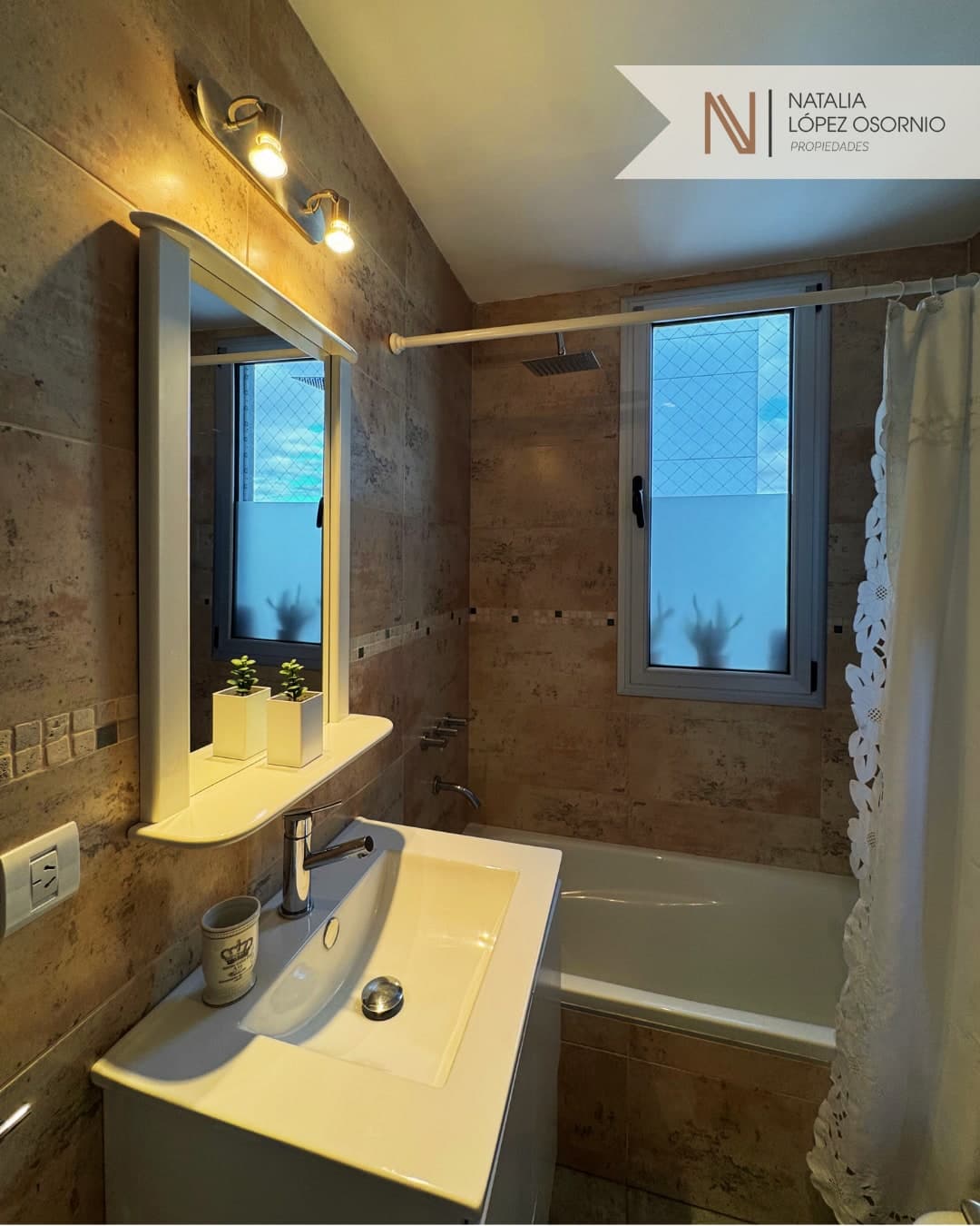 Magnífico SEMIPISO -  B. Mariano Moreno  - 12