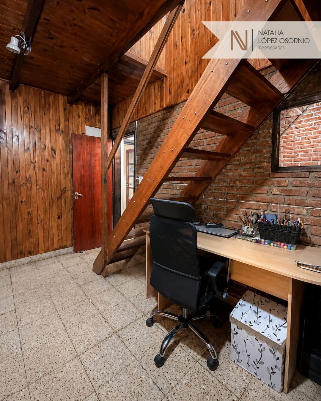🏡 Chalet de categoría en San Vicente - 3 dorm. - 25