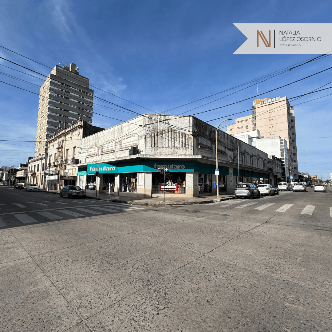 Emblemático LOCAL COMERCIAL - Centro